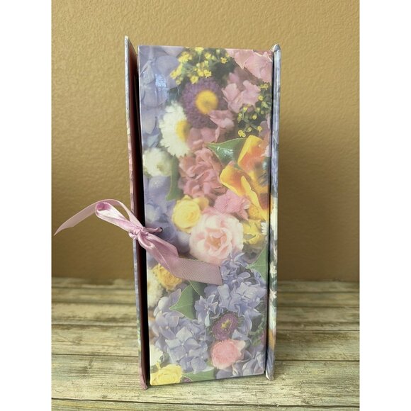 Precious Moments Thanks A Bunch C0020 2000 Club Symbol w Box & Case - Picture 2 of 16